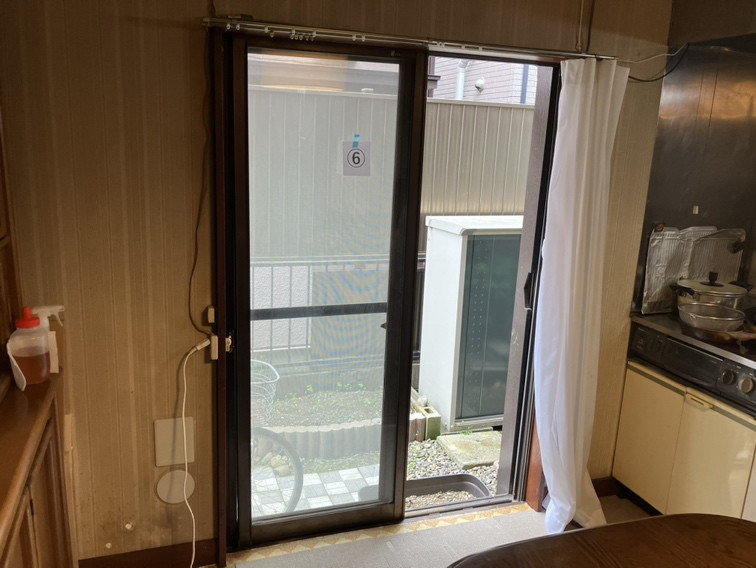 LUXSの★内窓工事/戸建て/インプラス/LIXIL/所沢市の施工前の写真3