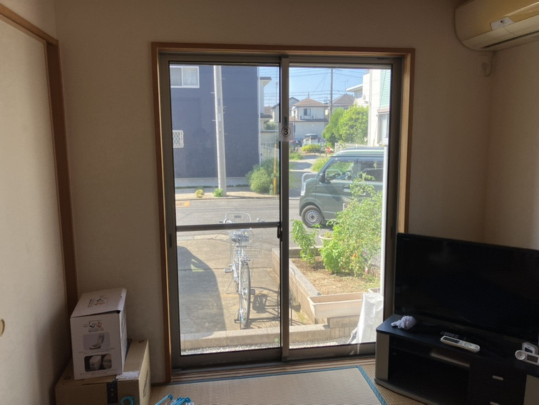 LUXSの★内窓工事／戸建て／インプラス／ＬＩＸＩＬ／所沢市★の施工前の写真2