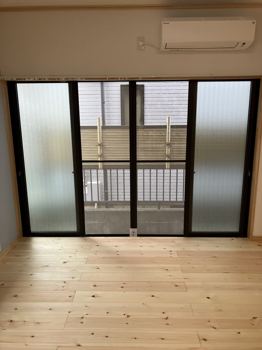 LUXSの★内窓工事／戸建て／インプラス／ＬＩＸＩＬ／所沢市★の施工前の写真1