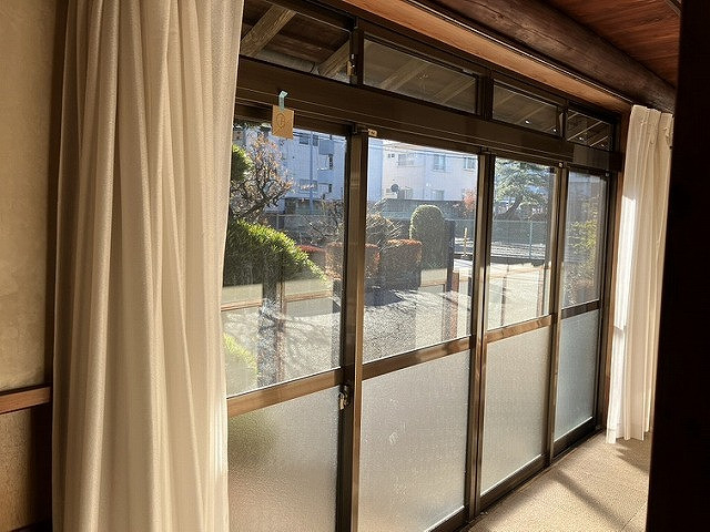 LUXSの★内窓・サッシ交換工事／戸建て／インプラス／リプラス／ＬＩＸＩＬ／新座市★の施工前の写真1