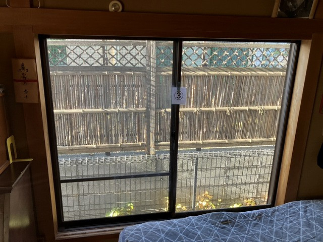 LUXSの★内窓工事／戸建て／インプラス／／ＬＩＸＩＬ／清瀬市★の施工前の写真3