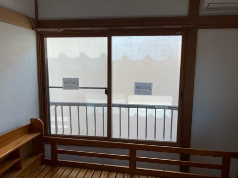 LUXSの★内窓工事／戸建て／インプラス／ＬＩＸＩＬ／富士見市★の施工後の写真1