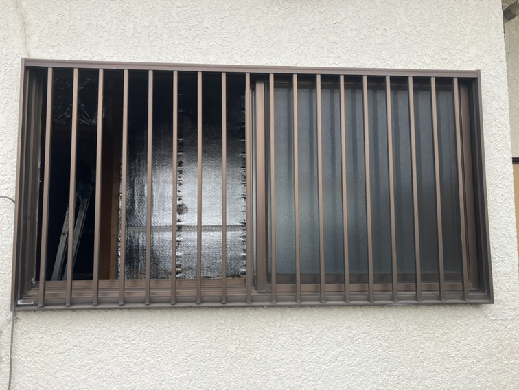 LUXSの★サッシ交換／リプラス／LIXIL／所沢市の施工前の写真2