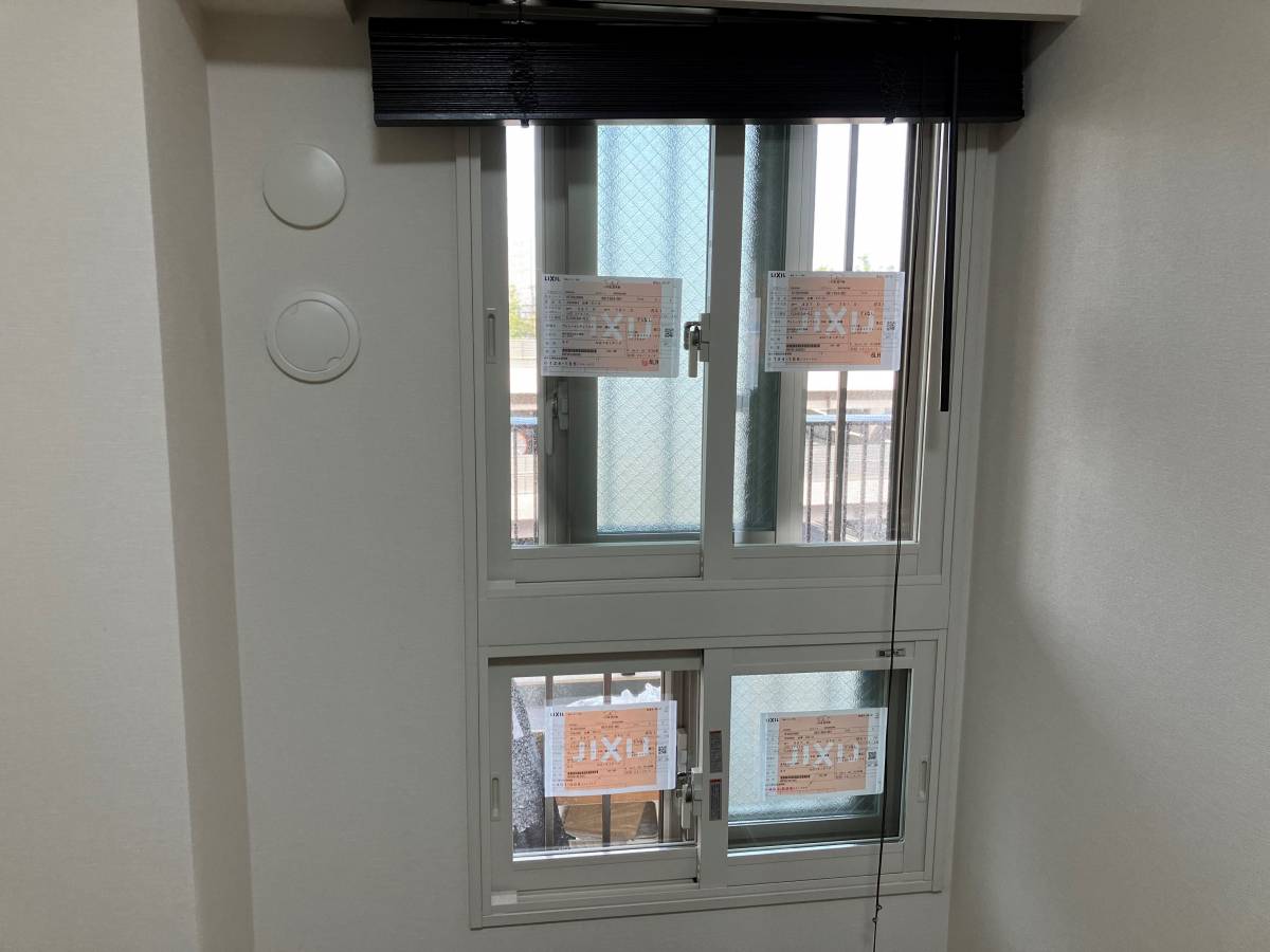 タナチョー長崎の内窓の段窓への取り付け方の施工後の写真1