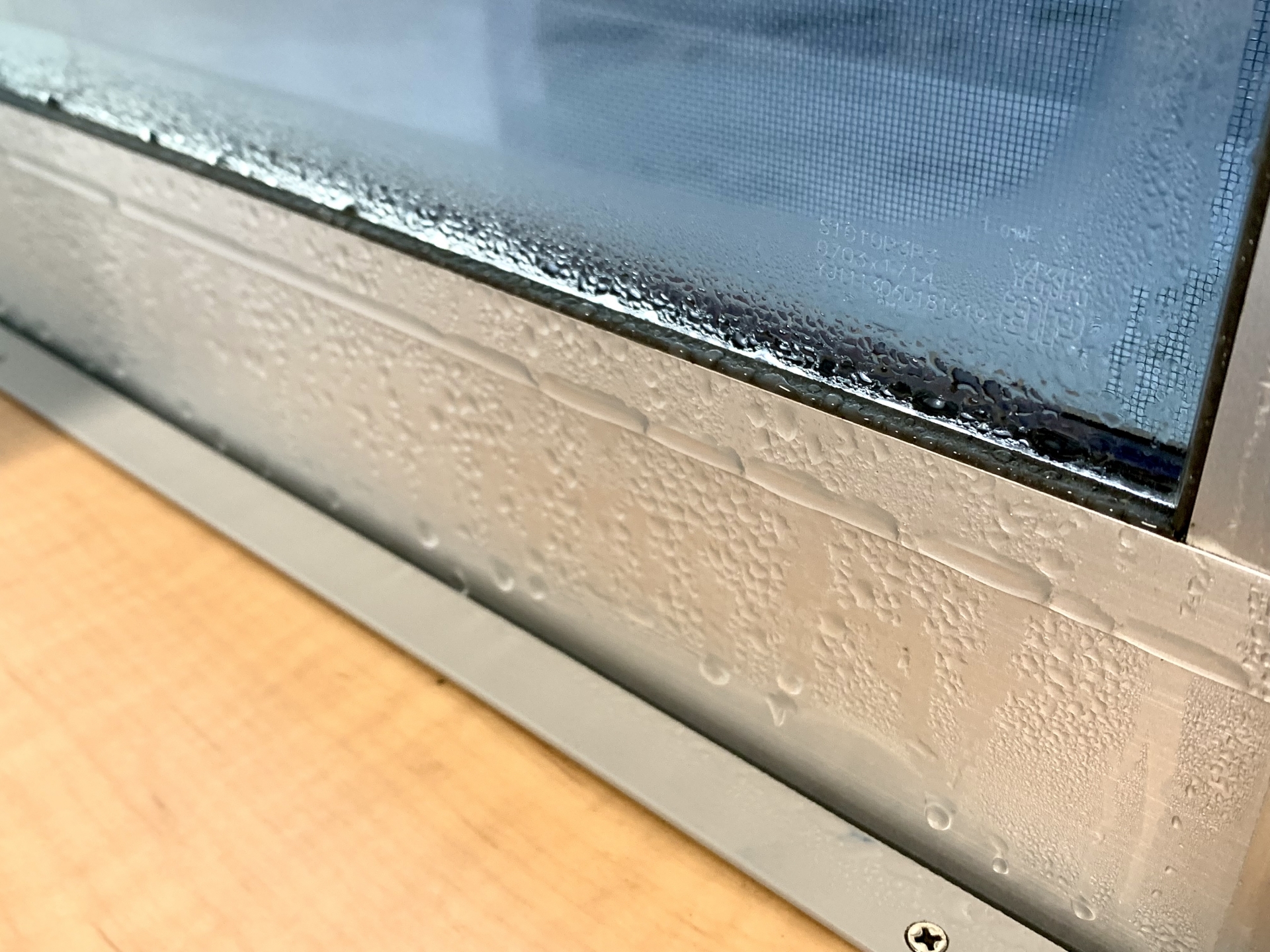 坂戸市で窓の結露がひどい方へ|40年の実績を持つプロが教える冬の結露対策 中央建窓のブログ 写真2