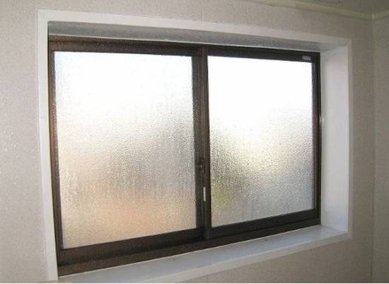 平野硝子の浴室に内窓で温かくリフォーム施工事例写真1