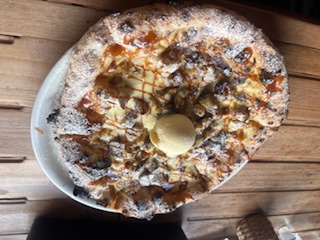 栗ピザ～最高です 有明トーヨーのブログ 写真1