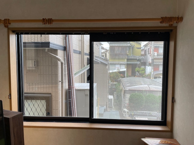 花と窓の店 HANAMADOの補助金を活用してサッシ取替の施工前の写真2