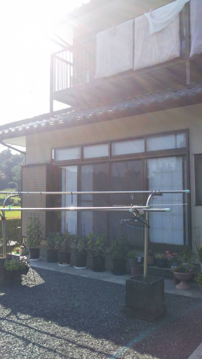 茨城県北トーヨー住器のサニージュ取付工事の施工前の写真2