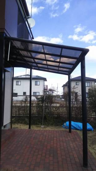 茨城県北トーヨー住器のテラス屋根交換施工事例写真1