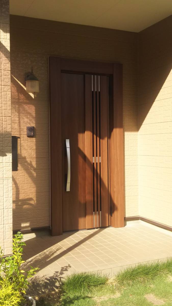 茨城県北トーヨー住器のリシェント玄関ドア　～茨城町～の施工後の写真2
