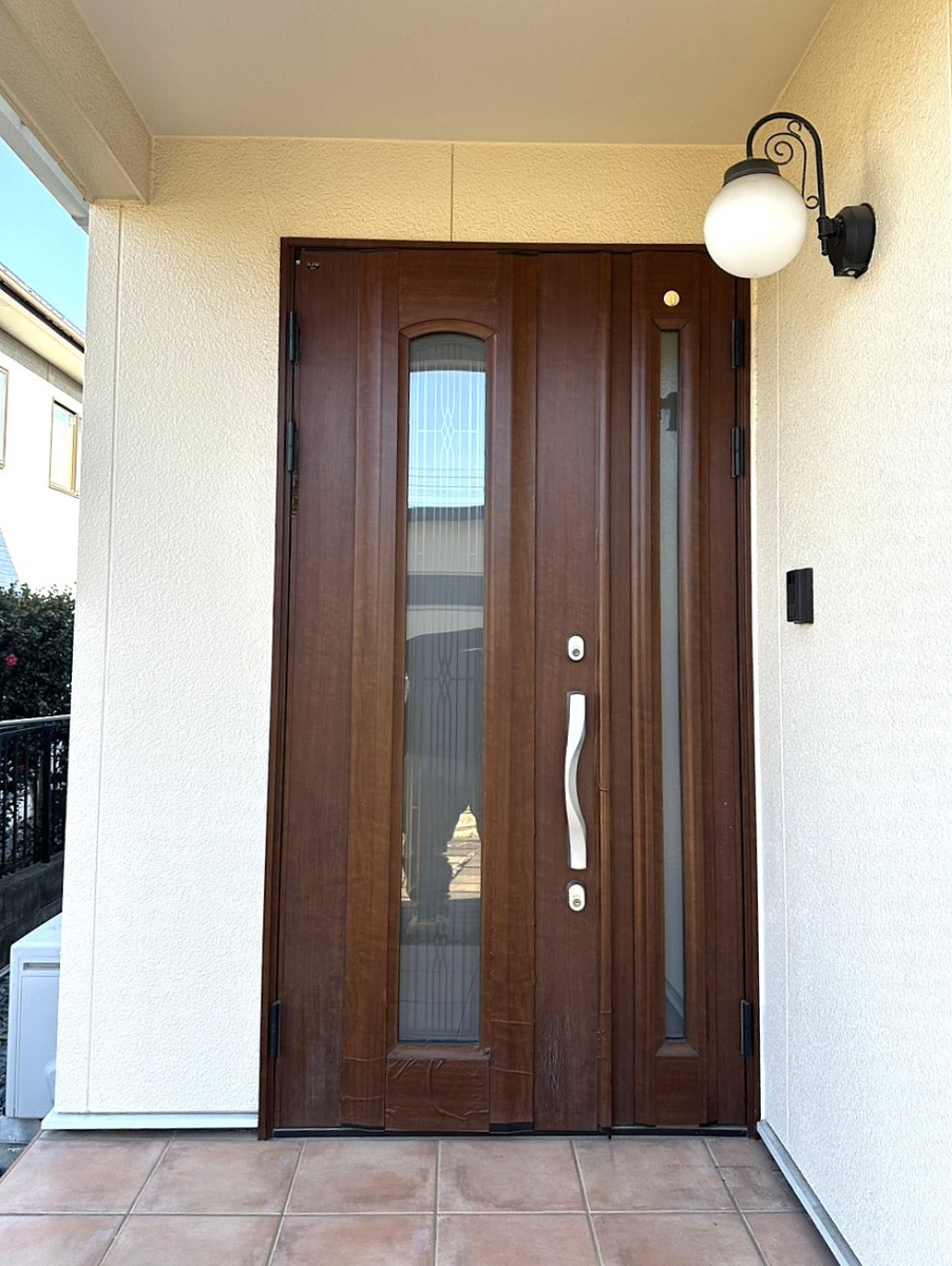 茨城県北トーヨー住器のリシェントで玄関を断熱リフォームの施工前の写真1