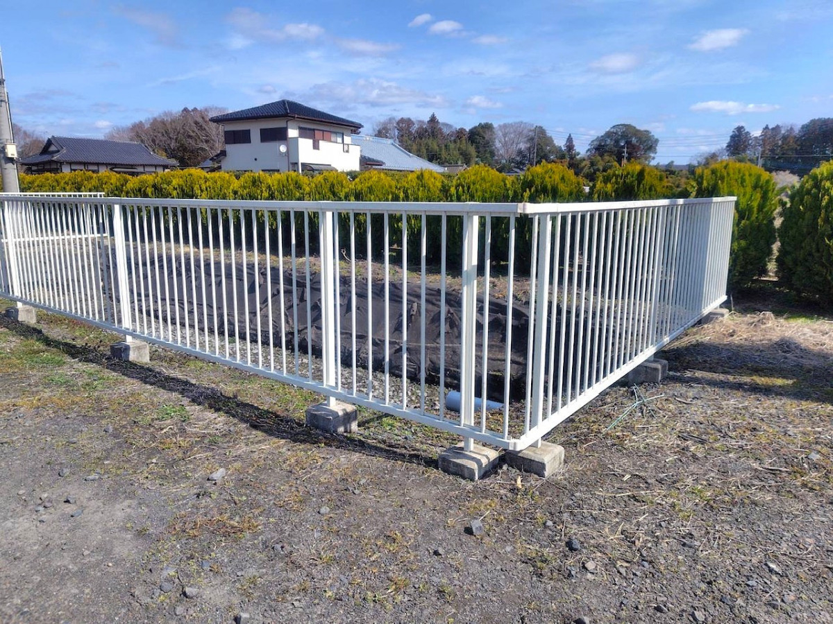 茨城県北トーヨー住器のフェンスのお取替えの施工後の写真1
