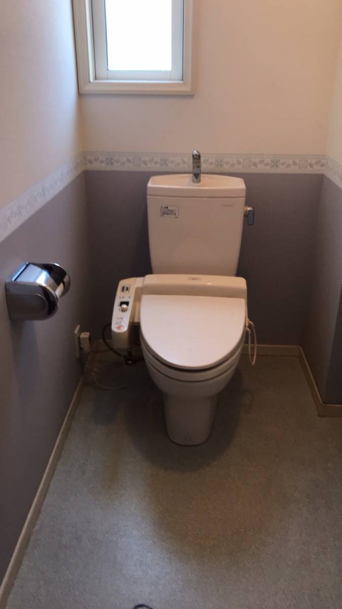 茨城県北トーヨー住器のトイレをリフォーム　～ひたちなか市～の施工前の写真1
