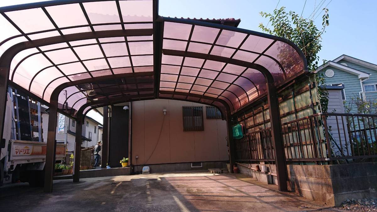 茨城県北トーヨー住器のカーポート屋根材破損部交換工事　～ひたちなか市～の施工後の写真1