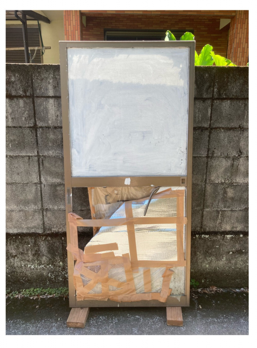武迫トーヨー住器のガラス→パネルへの交換の施工前の写真1