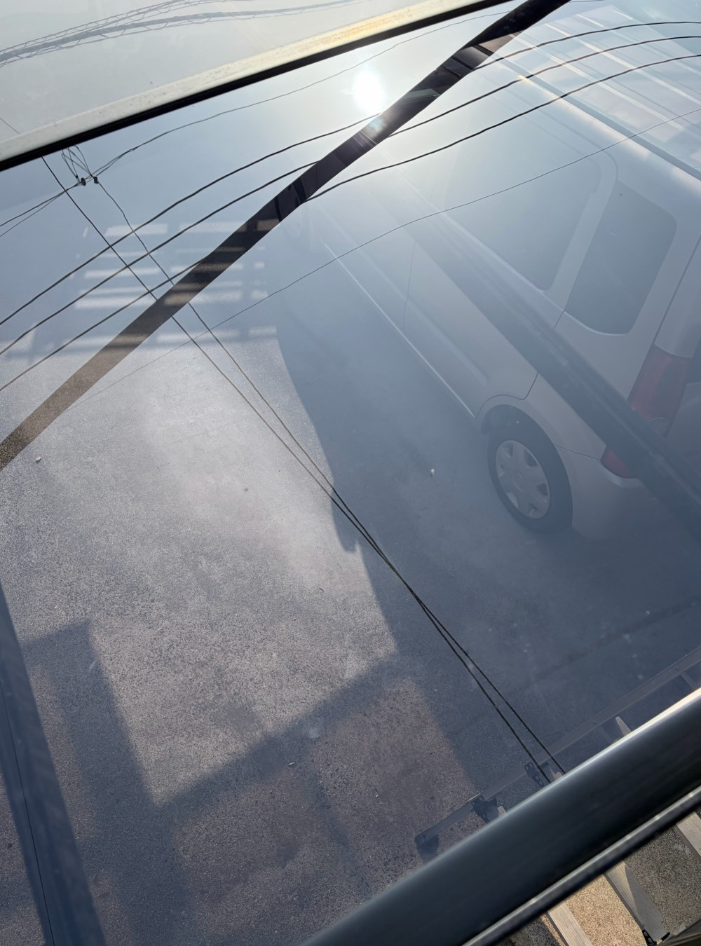 武迫トーヨー住器の割れてしまったカーポートパネル交換します！の施工後の写真1