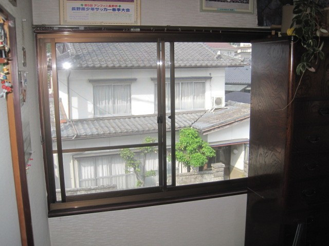 綿治硝子店の補助金活用 インプラスの施工前の写真2