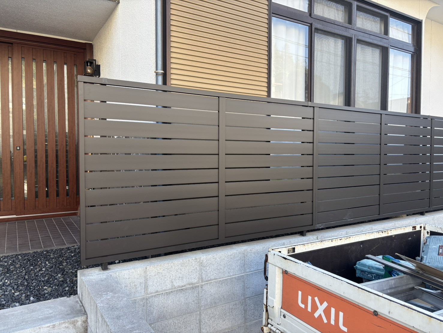 日昇トーヨー住器 鹿児島中央のエクステリアもあるんです！の施工後の写真1