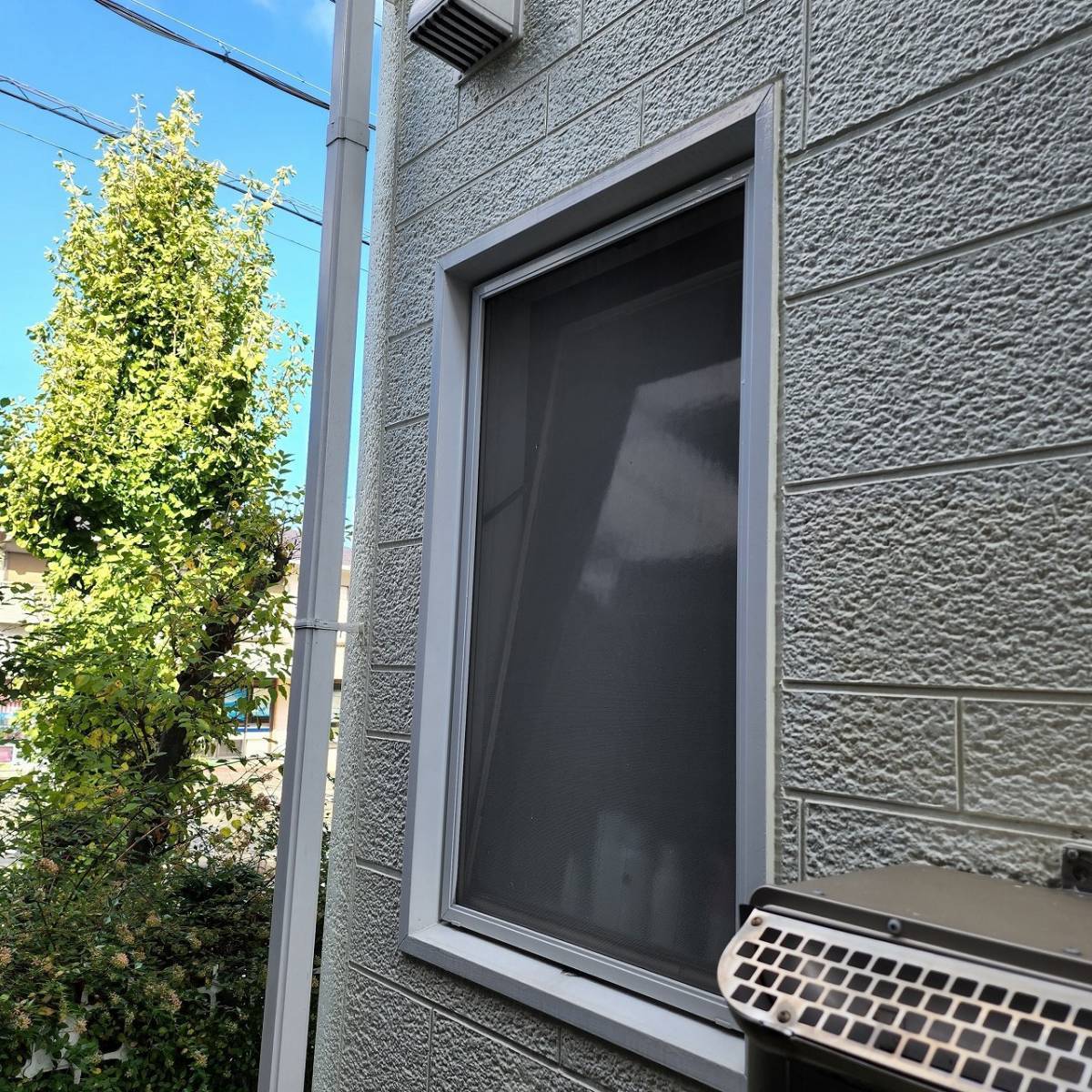 すまい：Ｒｅの0121　浴室窓交換　和歌山県橋本市の施工前の写真1