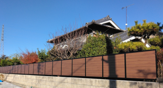 すまい：Ｒｅの0165　目隠しフェンス設置工事　和歌山県橋本市市脇施工事例写真1
