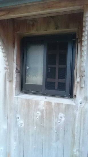 すまい：Ｒｅの0037　木製開口部に窓を施工事例写真1