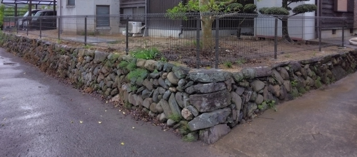 すまい：Ｒｅの0217　アルミフェンス設置工事　和歌山県伊都郡九度山町の施工後の写真2