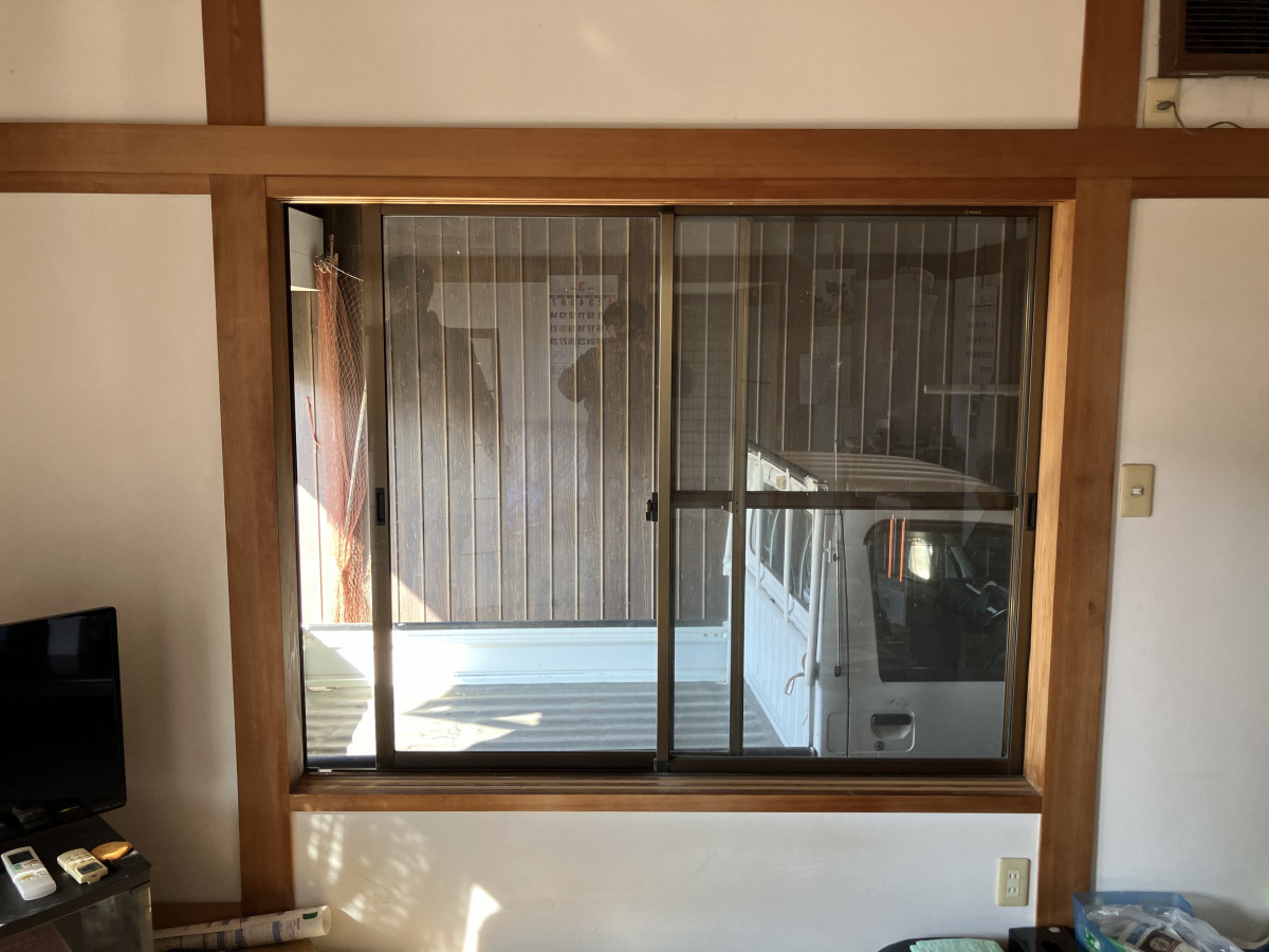タナチョー筑紫通店のSSグレードの補助金対応内窓の施工を行いました。の施工前の写真1