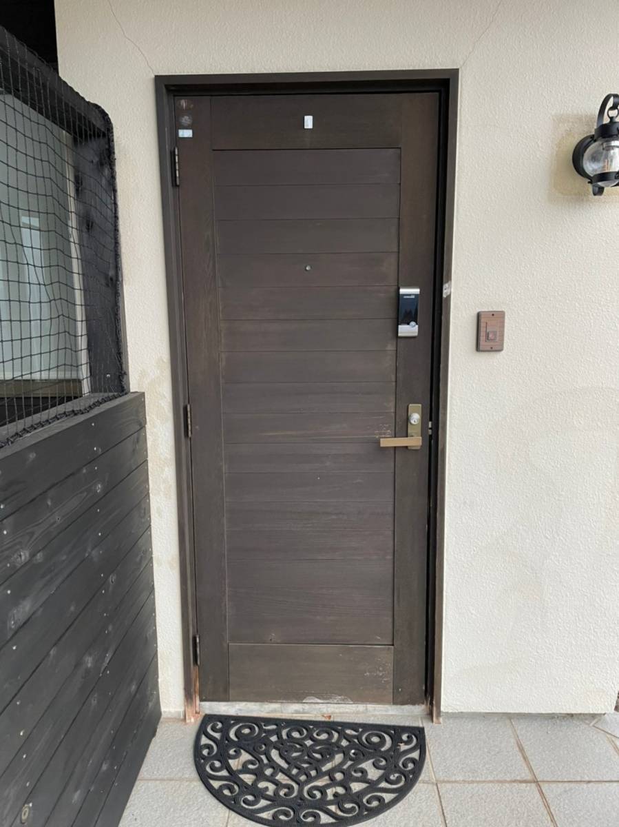 タナチョー筑紫通店のお好みのデザインで玄関ドアのリフォームしてみませんか？の施工前の写真1
