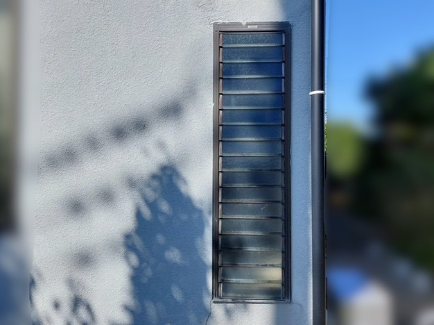 水戸トーヨー住器の水戸市 取替窓リプラス取付工事の施工前の写真1