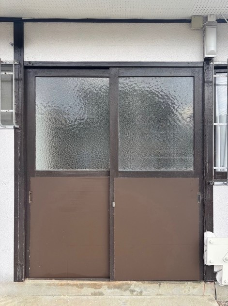 水戸トーヨー住器のひたちなか市　リシェント玄関引戸工事の施工前の写真1