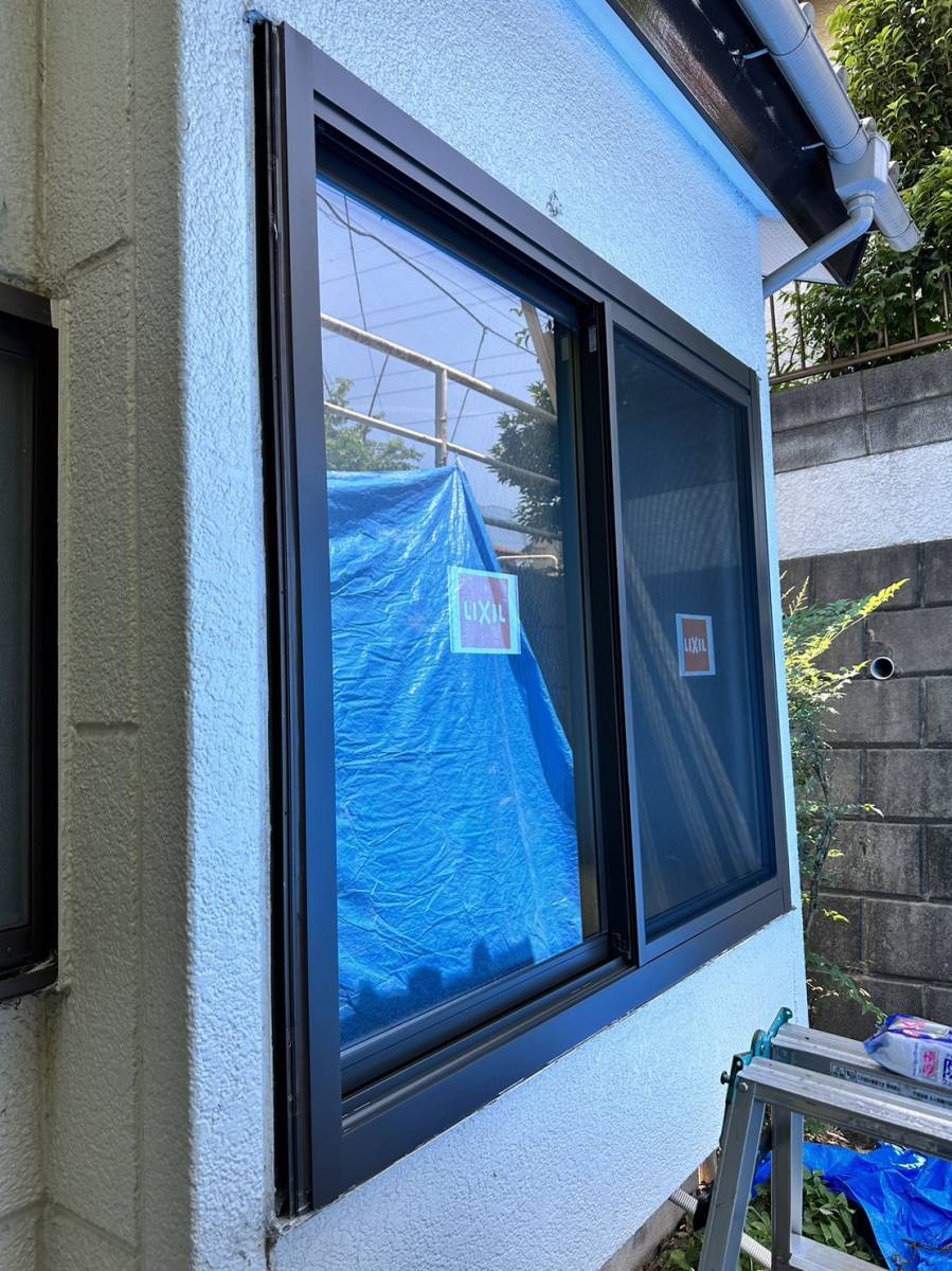 横浜トーヨー住器の窓を新品に！リプラスのご紹介の施工後の写真1