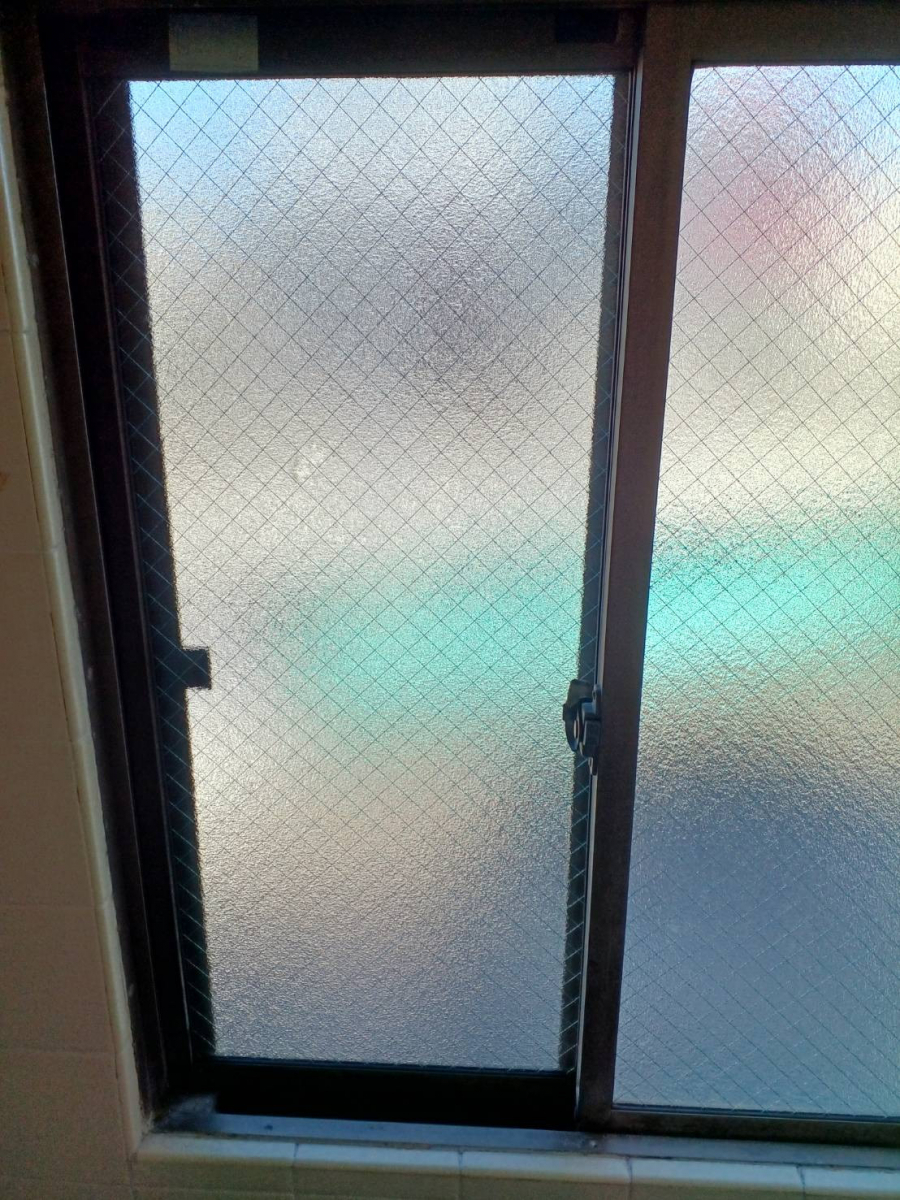 横浜トーヨー住器のガラスの交換で快適な部屋にしませんか。の施工後の写真1
