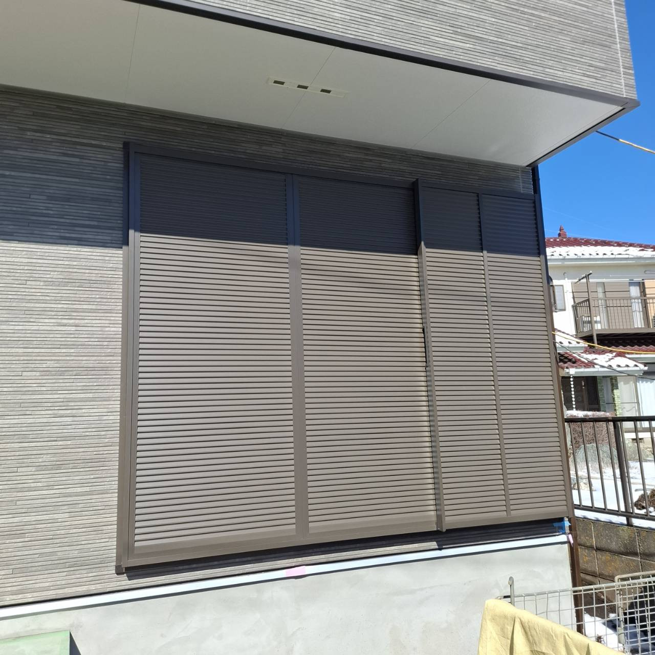 横浜トーヨー住器の雨戸の新規取付へいってきましたの施工後の写真1