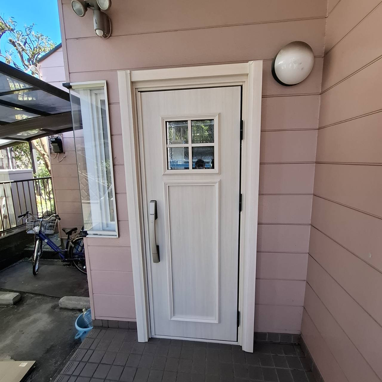 横浜トーヨー住器の家の顔をモデルチェンジの施工後の写真1