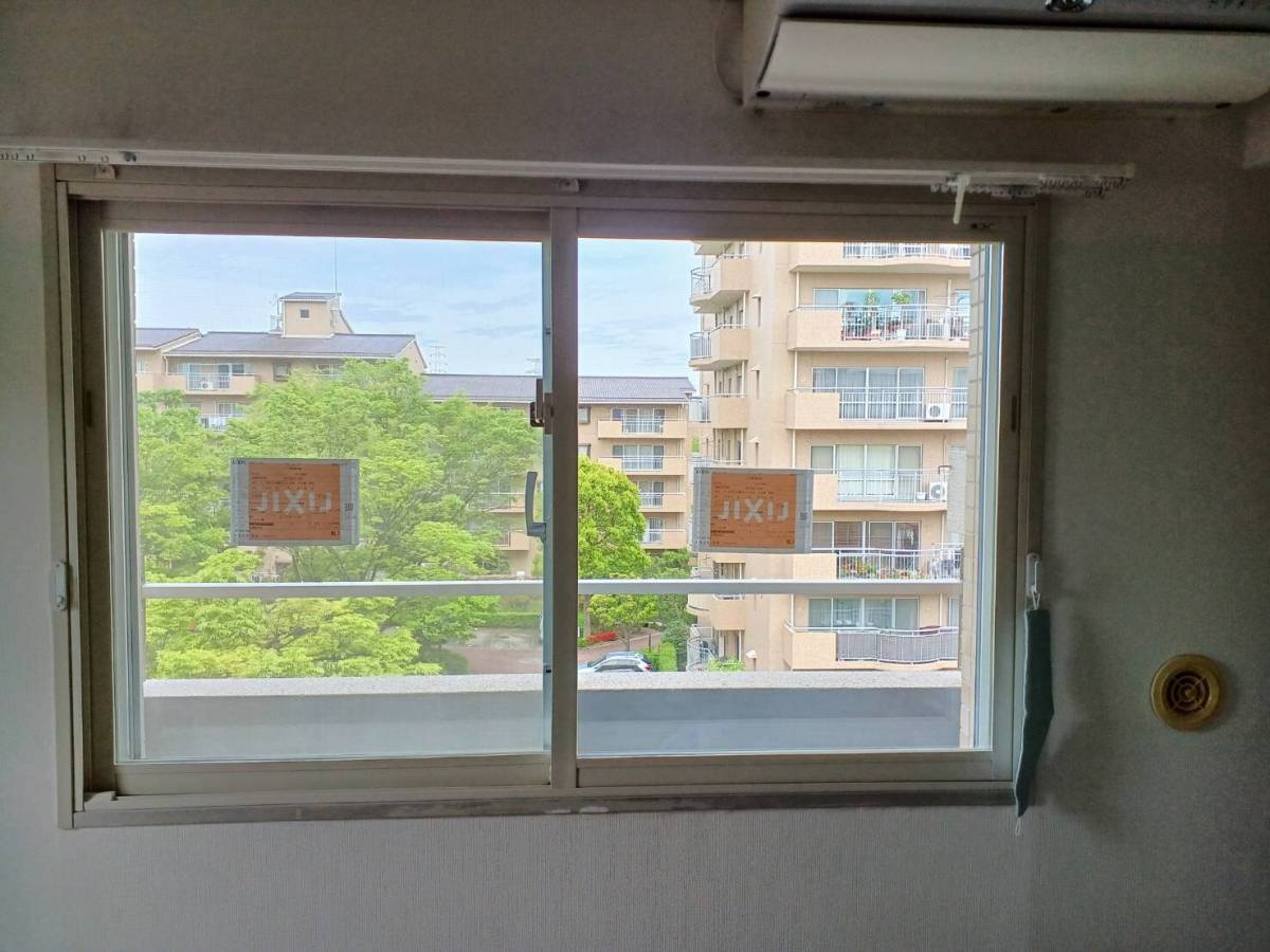 横浜トーヨー住器の二重窓で省エネ対策！　インプラス取付工事の施工後の写真1