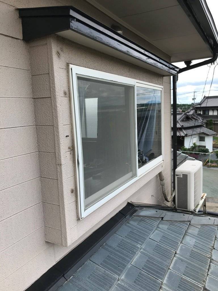 フクシマ建材のシャッター取付け工事の施工前の写真2