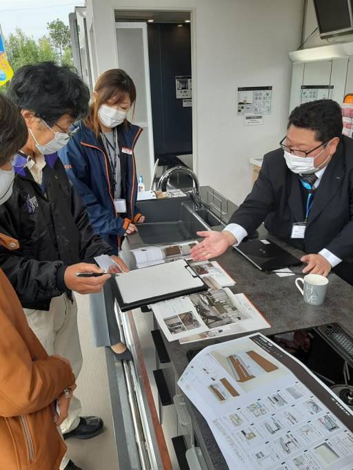 LIXIL 移動展示車がやって来た！！ 桶庄トーヨー住器のイベントキャンペーン 写真2