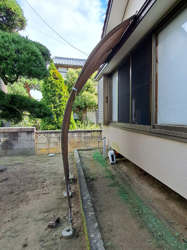 桶庄トーヨー住器の千葉県|白子町|遮熱対策!スタイルシェードでエアコン効率アップ&省エネ効果もの施工前の写真2