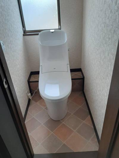 桶庄トーヨー住器のトイレリフォーム工事の施工後の写真1