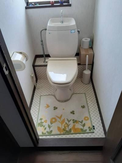 桶庄トーヨー住器のトイレリフォーム工事の施工前の写真1