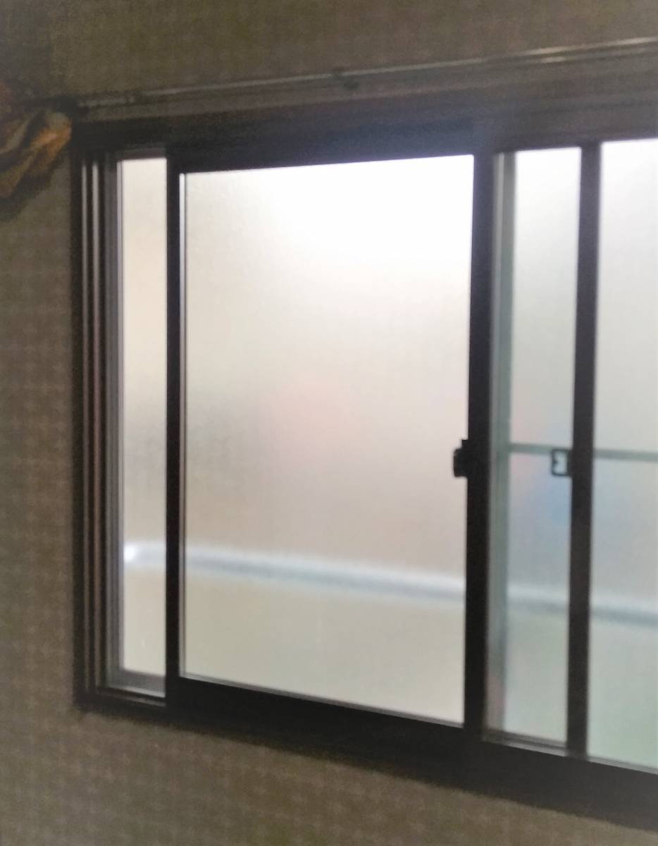 ハオス本店の今日で全ての窓に内窓取付け完了ですの施工前の写真1