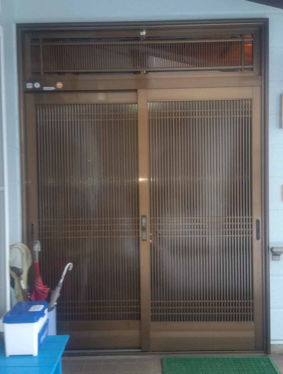 カミケンの玄関引き戸のカギが壊れてしまったの施工前の写真1