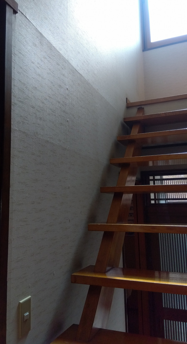 カミケンの手すりで安全安心の施工前の写真1