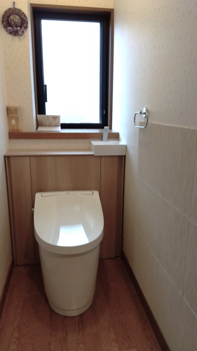 カミケンのトイレリフォーム＆インプラスの施工後の写真1