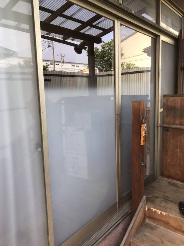 ヤシオトーヨー住器のガラスが割れてしまった！の施工後の写真1