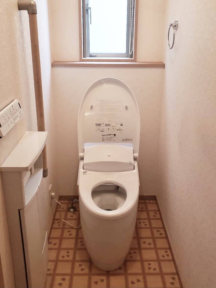 ヤシオトーヨー住器のトイレ空間がすっきりしました！の施工後の写真2