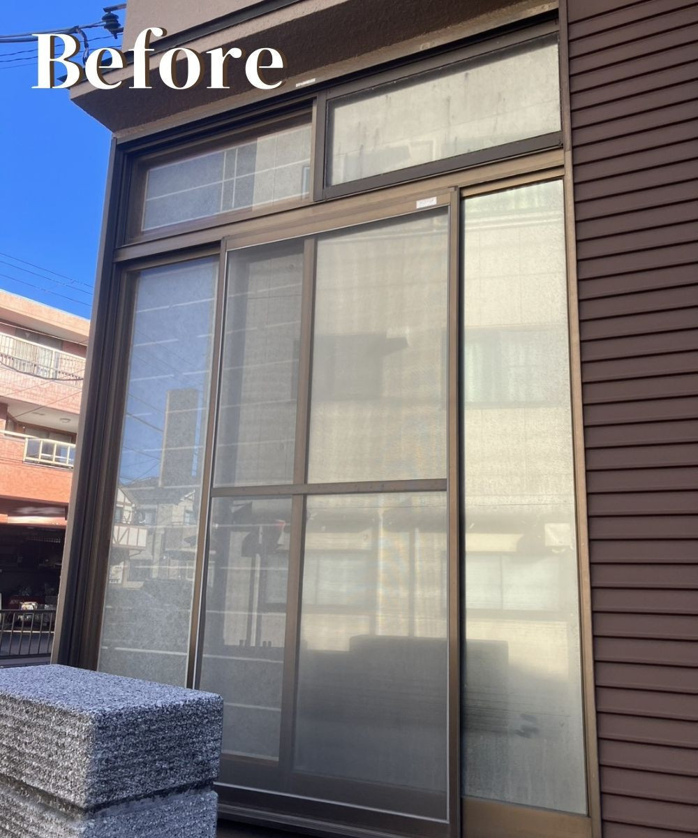 ヤシオトーヨー住器の取替雨戸パネルでいつでも快適に！の施工前の写真1