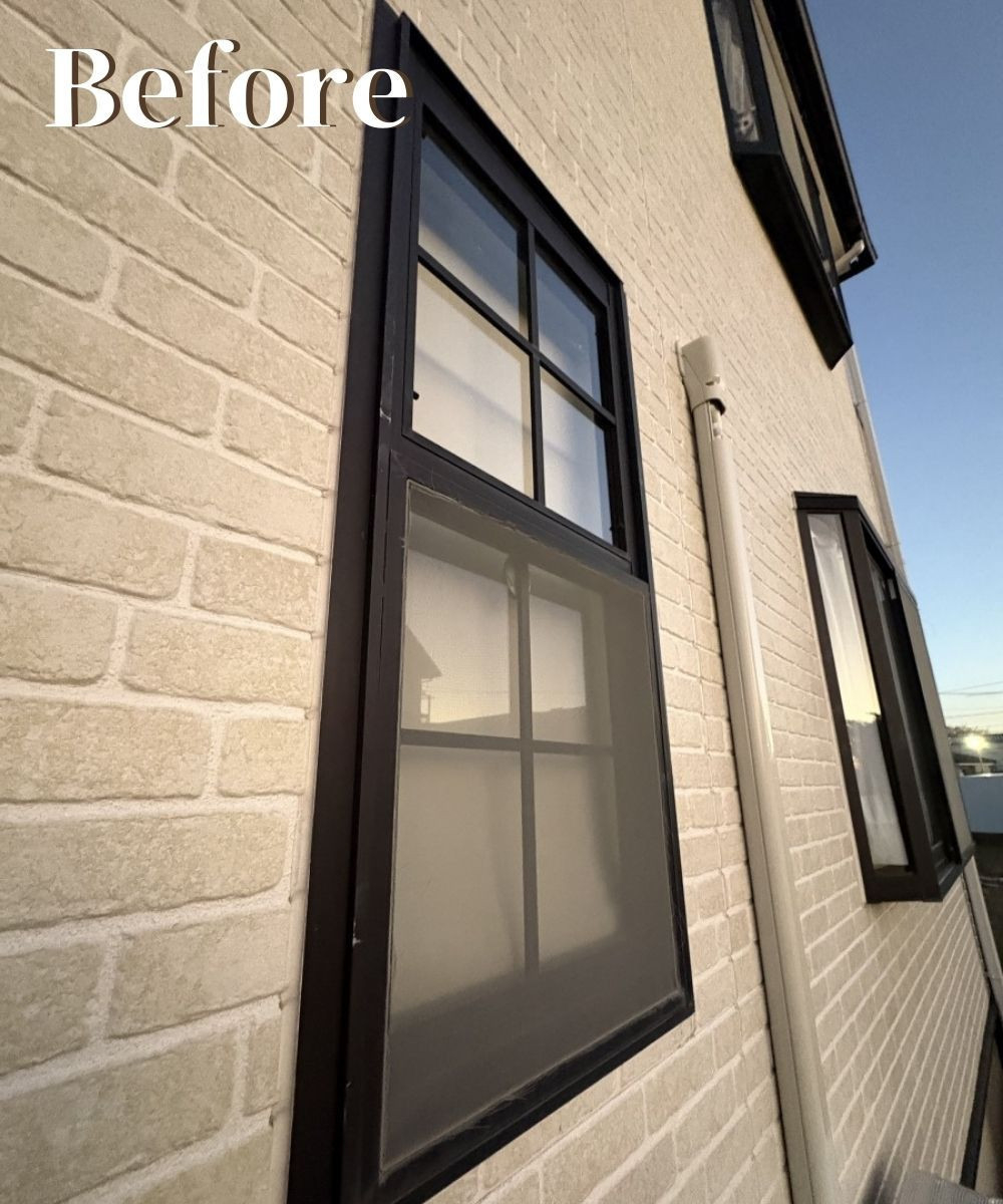 ヤシオトーヨー住器の出窓にも小窓にも！面格子で防犯対策！の施工前の写真1