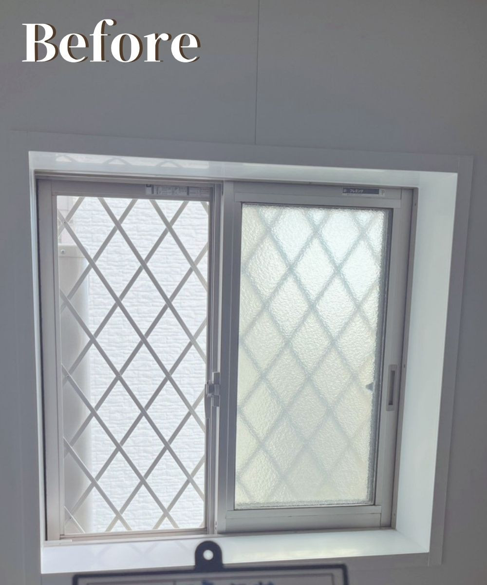 ヤシオトーヨー住器の浴室用インプラスの施工前の写真1